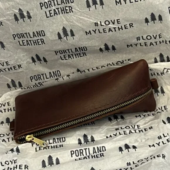 Portland Leather, Cold Brew Tote Bag NWT, with Alpine Bag, Dopp Keychain, Scarf - Picture 9 of 14